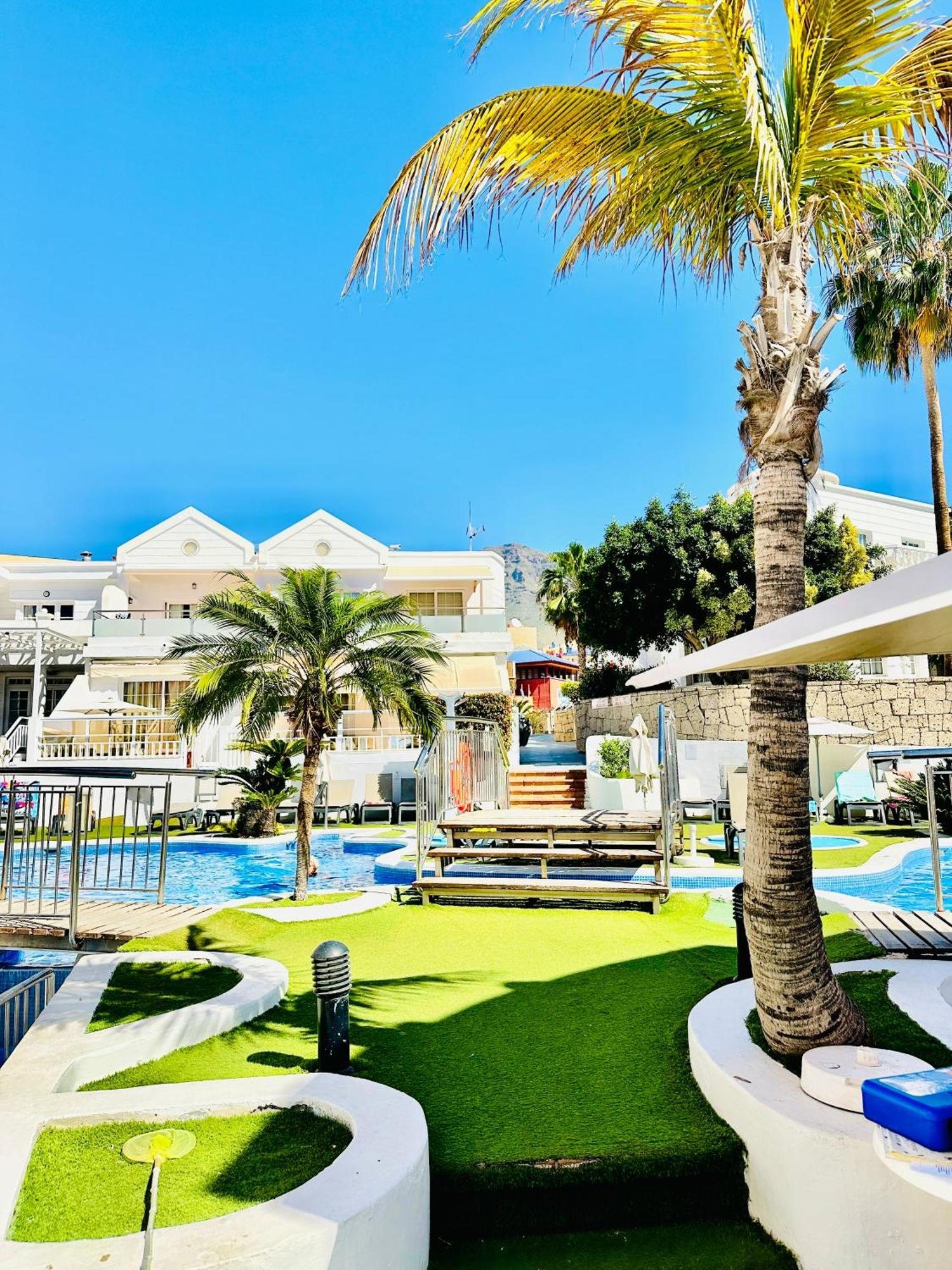 Luxury Villa Fanabe With Private Garden Costa Adeje  Exteriör bild